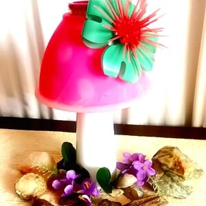 Mushroom lamp